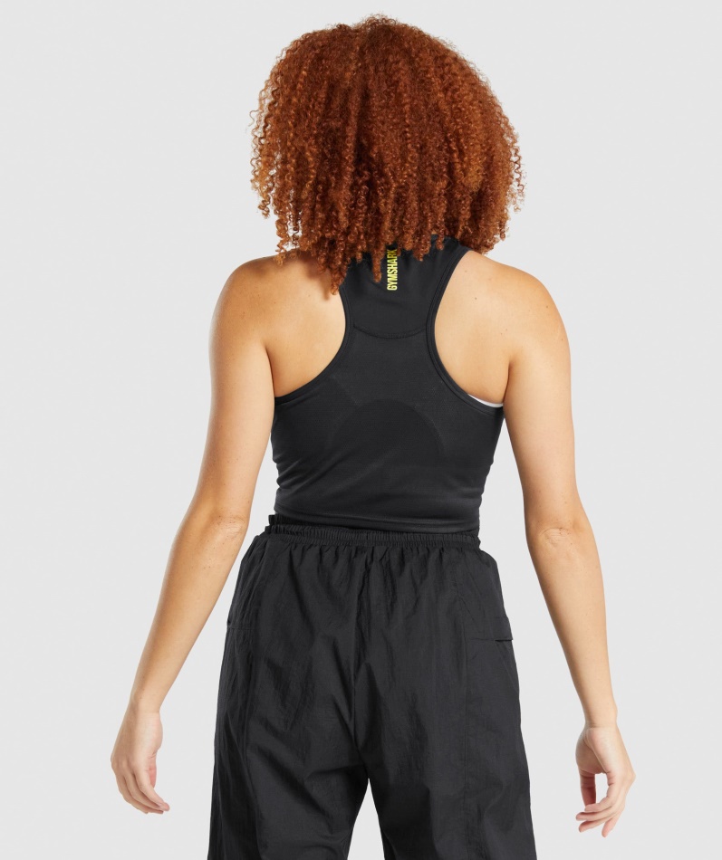 Gymshark Puls Crop Tank Svart